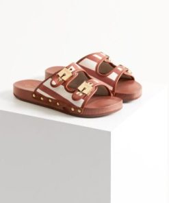Praguevogue.shop023f039bb2 2
