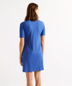 Praguevogue.shop04677ae562 2