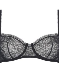 Praguevogue.shop053709e22e 4