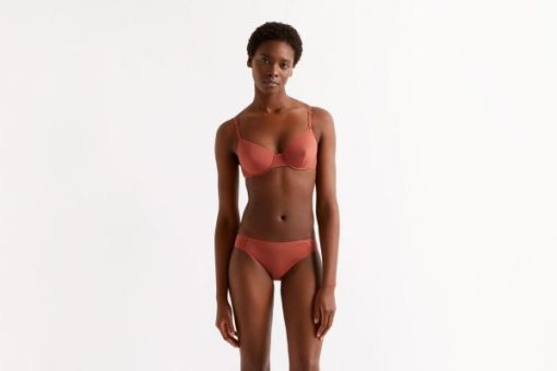 Praguevogue.shop0c0694ce6e 2