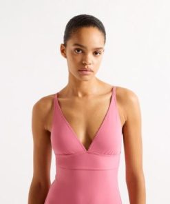 Praguevogue.shop121939a8e5 3