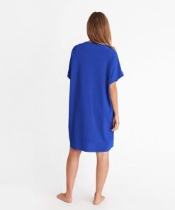 Praguevogue.shop14ec9fb6d3 2