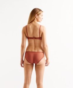 Praguevogue.shop175c73c673 1