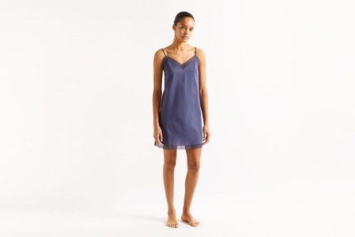 Praguevogue.shop2051e355c8 1