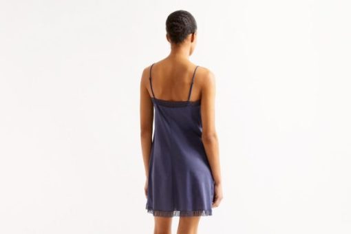 Praguevogue.shop2051e355c8 2