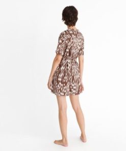 Praguevogue.shop20c97e3c35 2