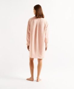 Praguevogue.shop212e7c1beb 2