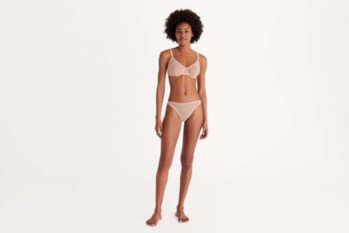 Praguevogue.shop28a03e0257 2
