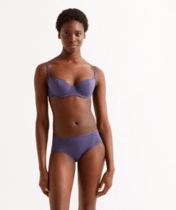 Praguevogue.shop2a06bdbdb7 2