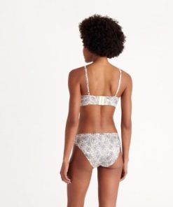 Praguevogue.shop30c69f0bd2 3