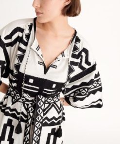 Praguevogue.shop323fa1bbb2 3