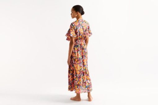 Praguevogue.shop357c47ec4f 2