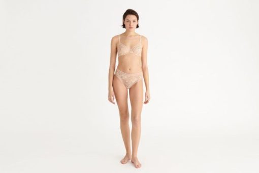 Praguevogue.shop3741c6c19c 2