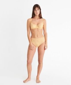 Praguevogue.shop37d7e53289 2