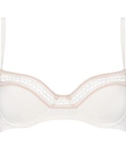 Praguevogue.shop3e869a6e25 4