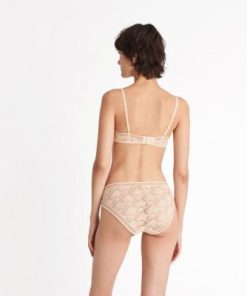 Praguevogue.shop40cfcfdb25 3