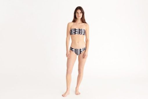 Praguevogue.shop413e4c5e1b 2