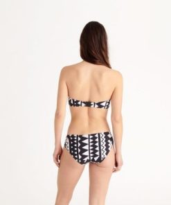 Praguevogue.shop413e4c5e1b 3