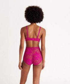 Praguevogue.shop46000729cc 3