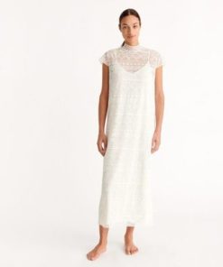 Praguevogue.shop4a04280ccf 1