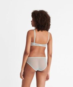 Praguevogue.shop4d1b845c16 3