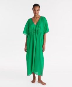 Praguevogue.shop54e22cb52e 1