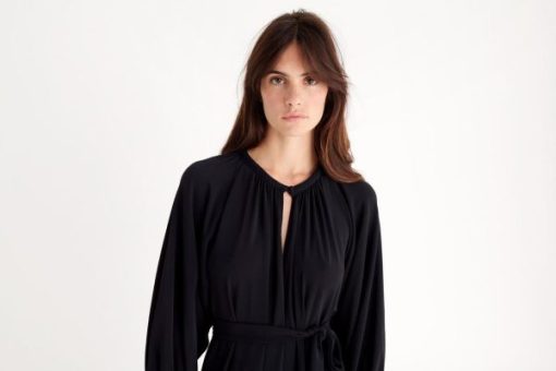 Praguevogue.shop5970b03f83 3