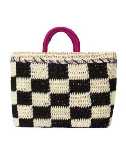 Praguevogue.shop5f6bd9b89a 2