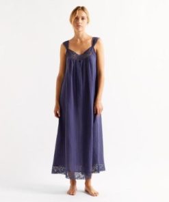 Praguevogue.shop6107a853e7 1