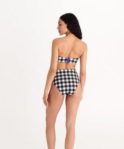 Praguevogue.shop77491635f8 3