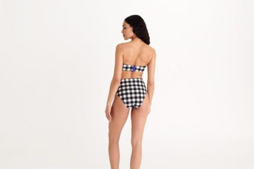 Praguevogue.shop77491635f8 3