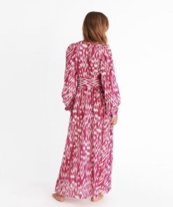 Praguevogue.shop7874cb5961 2