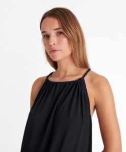 Praguevogue.shop7900c1f047 3