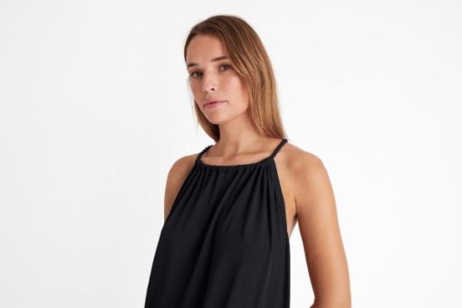 Praguevogue.shop7900c1f047 3