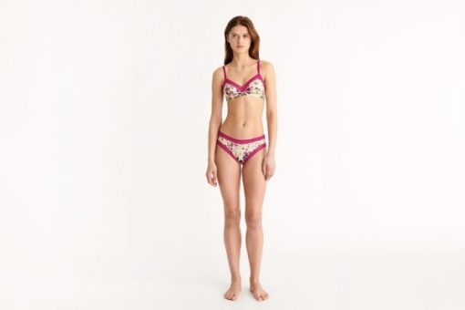 Praguevogue.shop82877e716e 2