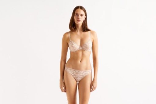 Praguevogue.shop83f911f344 2