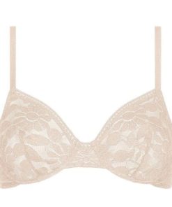 Praguevogue.shop83f911f344 4