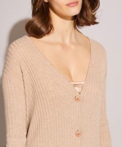 Praguevogue.shop892db6754c 3