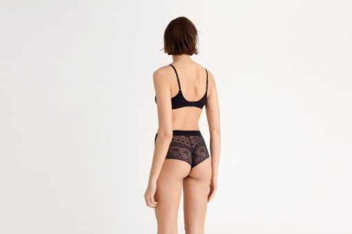Praguevogue.shop8a68074c14 3