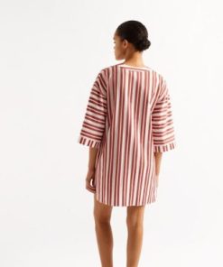Praguevogue.shop8caa4390e4 2