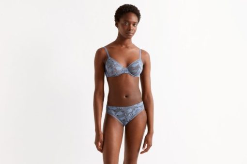 Praguevogue.shop9057d8c39a 2