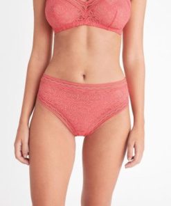 Praguevogue.shop957eb4553b 1