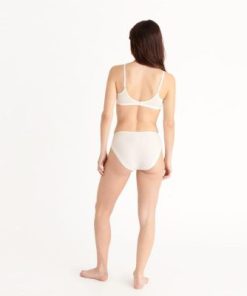 Praguevogue.shop9ece13524e 3