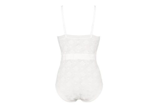 Praguevogue.shopa16e873cc8 1
