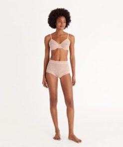 Praguevogue.shopa5761d8202 2