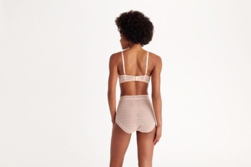 Praguevogue.shopa5761d8202 3