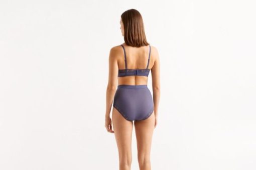 Praguevogue.shopa8744119fe 3