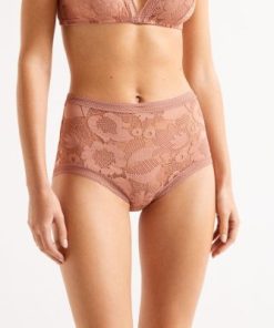 Praguevogue.shopa90753a3ba 1