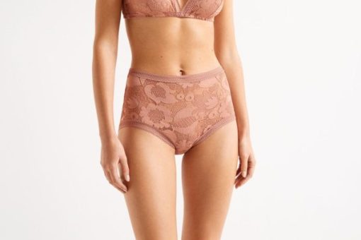 Praguevogue.shopa90753a3ba 1