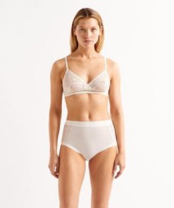 Praguevogue.shopa99e13b620 2